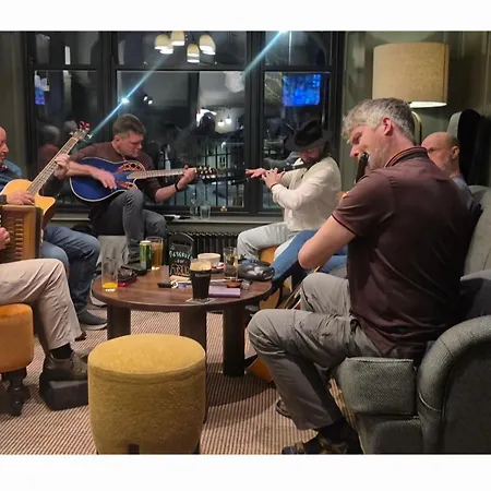 ホテル The Western