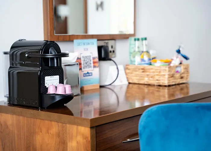 Szálloda The Western 4*